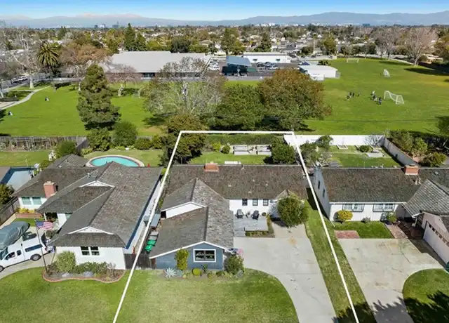 Property at 420 Cabrillo St, Costa Mesa, CA, 92627, 3 beds, 2 baths, [object Object]