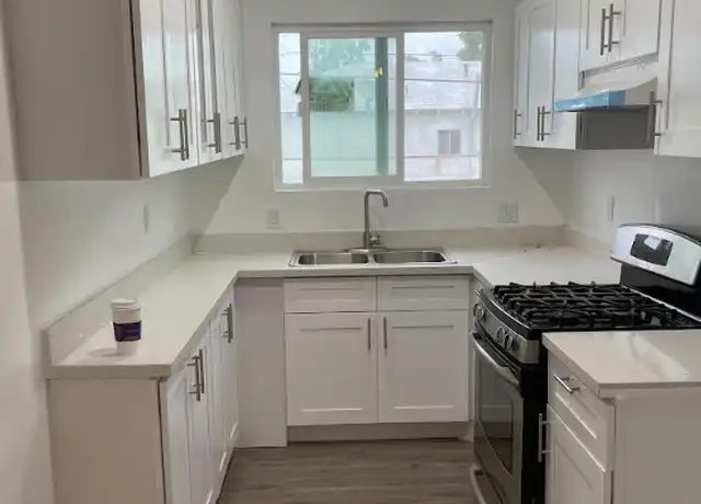 Property at 14711 Erwin St Unit 4, Van Nuys, CA, 91411, 2 beds, 2 baths, [object Object]