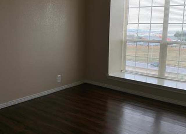 Photo of 6760 Calmont Ave Unit 219, Fort Worth, TX 76116