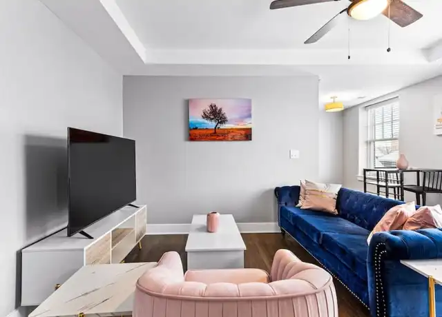 Property at East Kirby Street 457 - E Kirby St Unit 1228686P, Detroit, MI, 48202, 2 beds, 1 bath, [object Object]