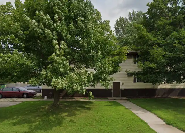 Property at 1400 N Clay St Unit 3, Green Bay, WI, 54302, 2 beds, 1 bath, [object Object]