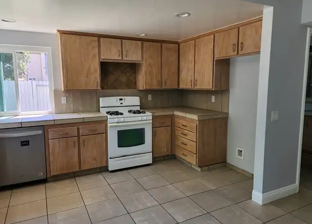 Property at 8521 Afton Cir, Huntington Beach, CA, 92646, 4 beds, 3 baths, [object Object]