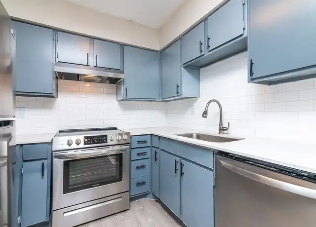 Property at Creekside Apartment Homes - 6751 Westcreek Dr, Fort Worth, TX, 76133, 1 bed, 1 bath, [object Object]