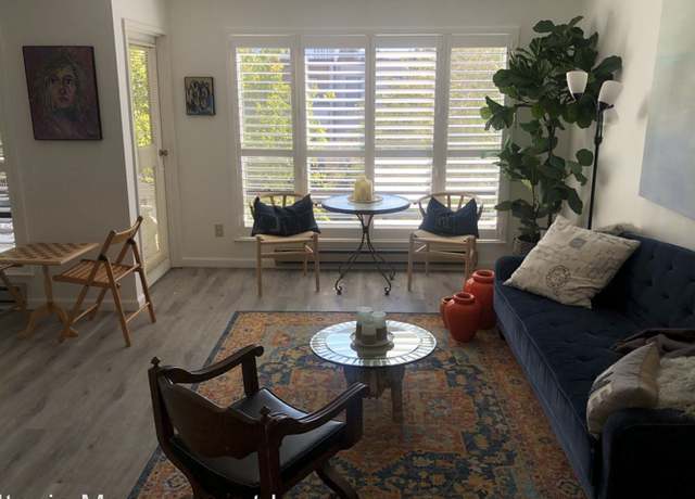 Photo of 4 Anchor Dr Unit 430, Emeryville, CA 94608