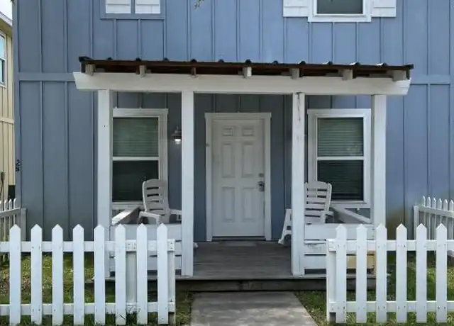 Property at 4212 Texas 35 Business Unit 2, Rockport, TX, 78382, 3 beds, 2 baths, [object Object]