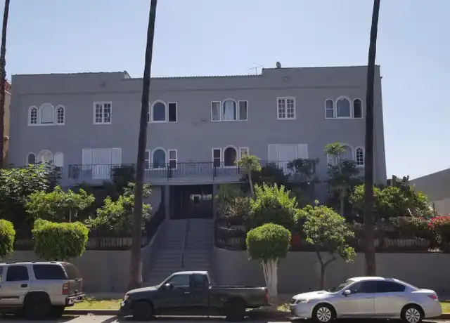 Property at 136 N New Hampshire Ave Unit 136-1-3, Los Angeles, CA, 90004, 2 beds, 1 bath, [object Object]
