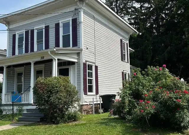 Property at 315 W Broadway Unit Lower front unit, Fulton, NY, 13069, 1 bed, 1 bath, [object Object]