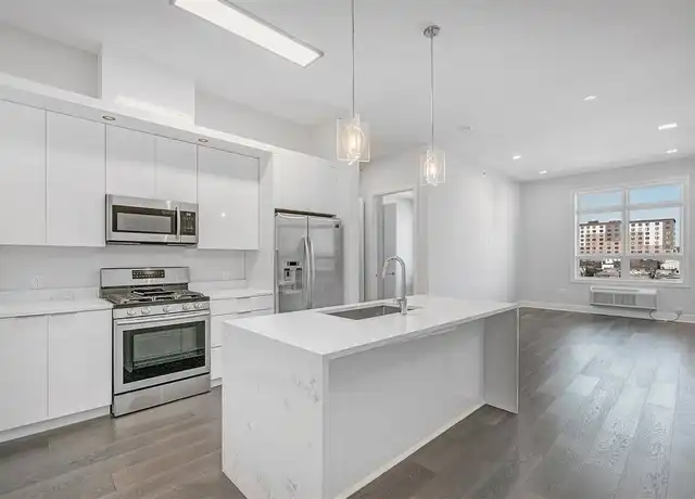 Property at 119 Peter St Unit 506, Union City, NJ, 07087, 2 beds, 2 baths, [object Object]