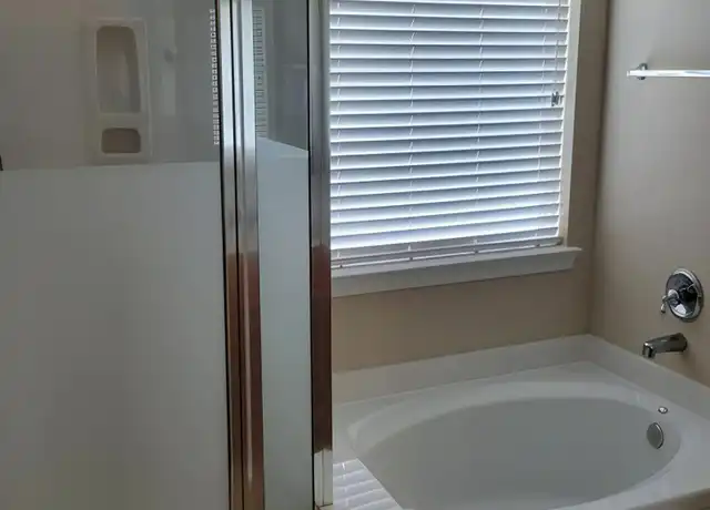 Property at 6110 Moran Crest Dr, Spring, TX, 77388, 4 beds, 2 baths, [object Object]