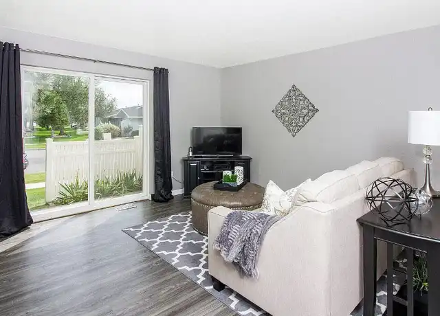 Property at 626 S 38th St W #6, Billings, MT, 59102, 3 beds, 1.5 baths, [object Object]
