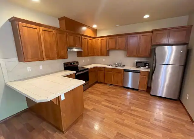 Property at 1957 NE 54th Way, Hillsboro, OR, 97124, 3 beds, 2.5 baths, [object Object]