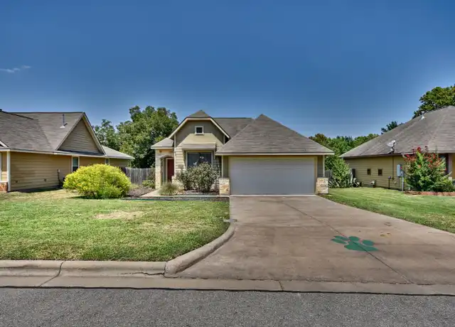 Property at 201 Ava Dr, Brenham, TX, 77833, 3 beds, 2 baths, [object Object]