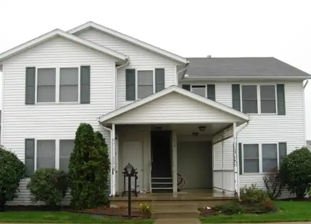 Property at 208 Stonewall Ct Apt 3, Nappanee, IN, 46550, 2 beds, 1 bath, [object Object]