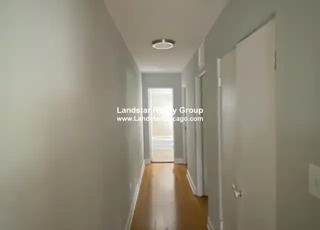 Property at 1735 W Bryn Mawr Ave Unit 17, Chicago, IL, 60660, 2 beds, 1 bath, [object Object]