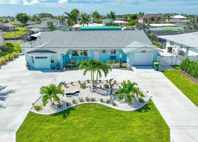 Property at 1945 Michigan Ave, Englewood, FL, 34224, 4 beds, 3 baths, [object Object]