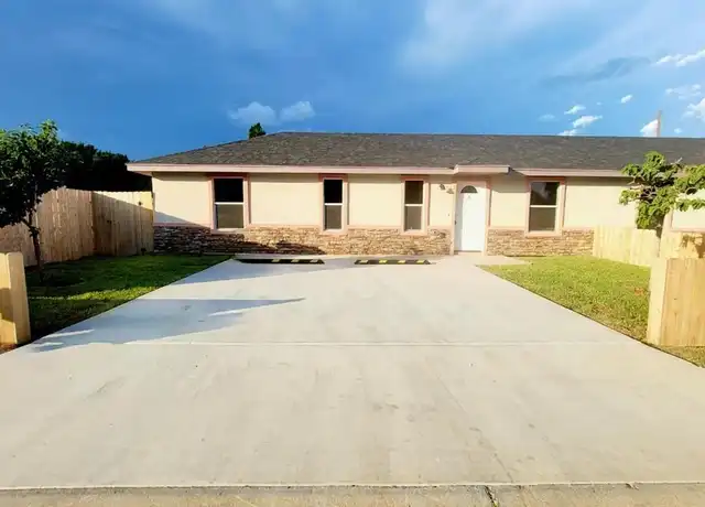 Property at 107 Bogamilia St Unit A, Mission, TX, 78572, 3 beds, 2 baths, [object Object]