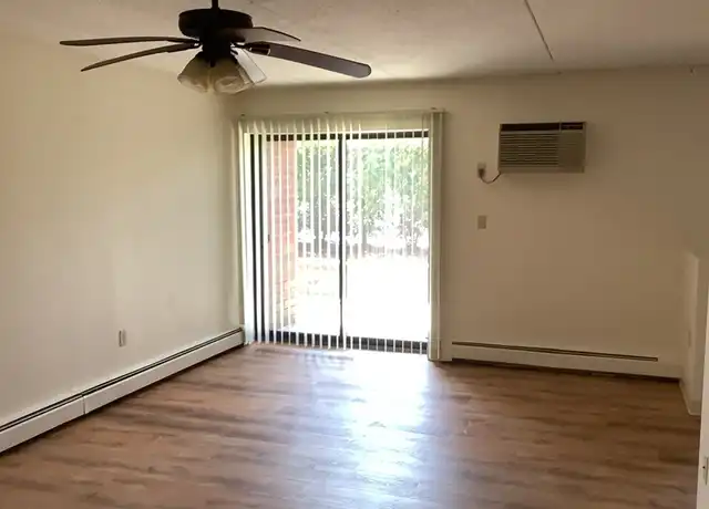 Property at 50 Cambridge Rd Unit 208, Woburn, MA, 01801, 1 bed, 1 bath, [object Object]