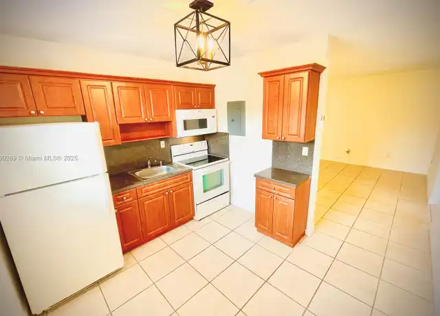 Property at 47 NW 47th Ave #14, Miami, FL, 33126, 1 bed, 1 bath, [object Object]