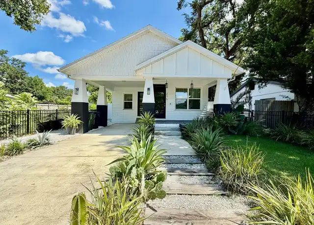 Property at 215 W Emily St, Tampa, FL, 33603, 3 beds, 2 baths, [object Object]