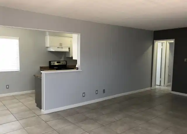 Property at 1775 Locust Ave Unit 09, Long Beach, CA, 90813, 2 beds, 1 bath, [object Object]