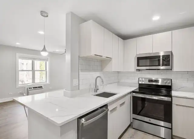 Property at 7070 N Sheridan Rd Unit 1303-2W, Chicago, IL, 60626, 3 beds, 1.5 baths, [object Object]
