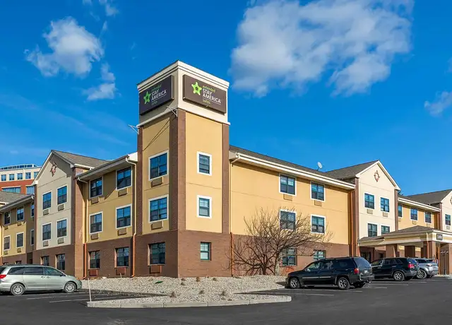 Photo of 20 Rockdale St, Braintree, MA 02184