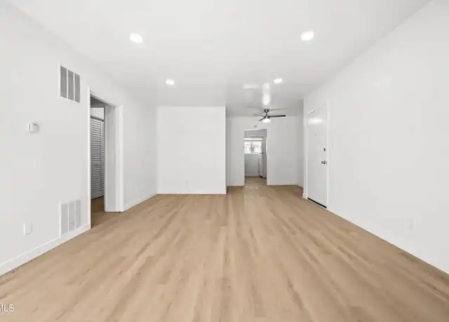 Property at 121 S Chester Ave Unit 12, Pasadena, CA, 91106, 1 bed, 1 bath, [object Object]