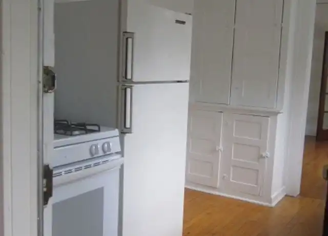 Property at 622 Euclid Ave Unit 622, Syracuse, NY, 13210, 3 beds, 1 bath, [object Object]