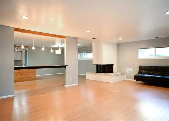 Property at 7106 Shoshone Rd NE, Albuquerque, NM, 87110, 4 beds, 2 baths, [object Object]