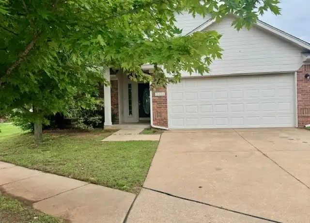 Property at 13333 SW 2nd St, Yukon, OK, 73099, 3 beds, 2 baths, [object Object]