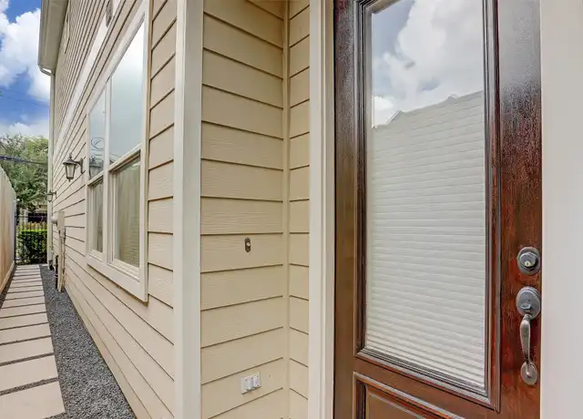 Property at 5217 Darling St, Houston, TX, 77007, 3 beds, 2.5 baths, [object Object]