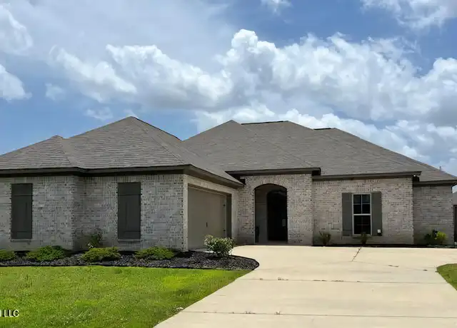 Property at 201 Chartleigh Cir, Canton, MS, 39046, 3 beds, 2 baths, [object Object]