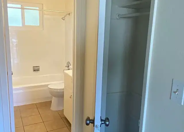 Photo of 923 Tamarack Ln, Sunnyvale, CA 94086