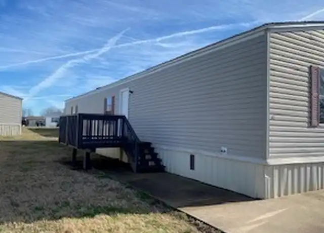 Property at 812 Monroe Ln, Oak Grove, KY, 42262, 3 beds, 2 baths, [object Object]
