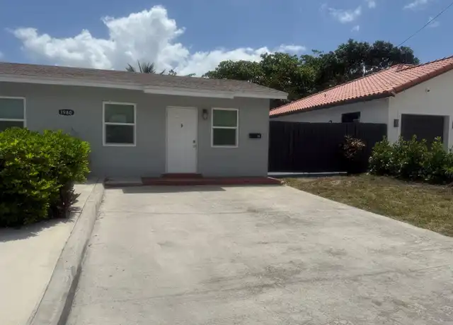 Property at 1980 SW 28th Ave, Fort Lauderdale, FL, 33312, 2 beds, 1 bath, [object Object]
