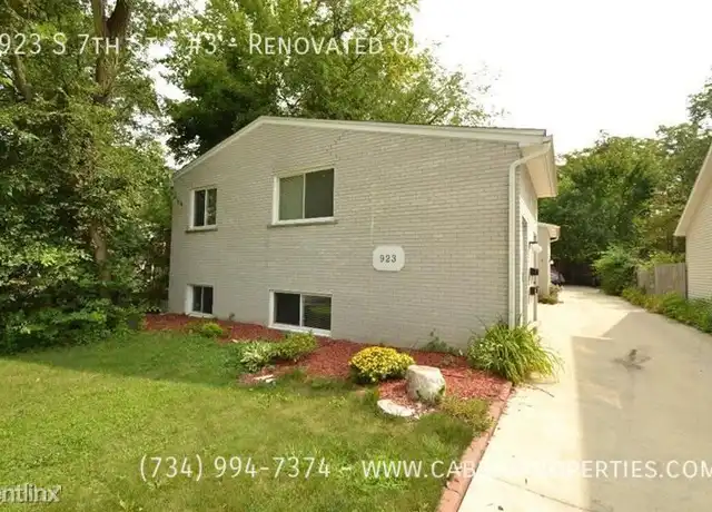 Property at 923 S 7th St Unit 3 Renovated One Bedroom, Ann Arbor, MI, 48103, 1 bed, 1 bath, [object Object]