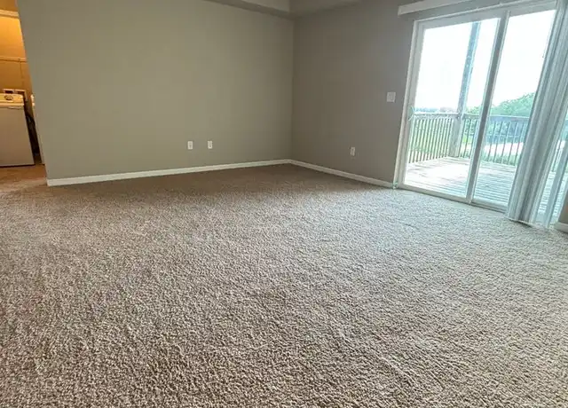 Property at 230 W Hills Ln, Waterloo, IA, 50701, 2 beds, 2 baths, [object Object]