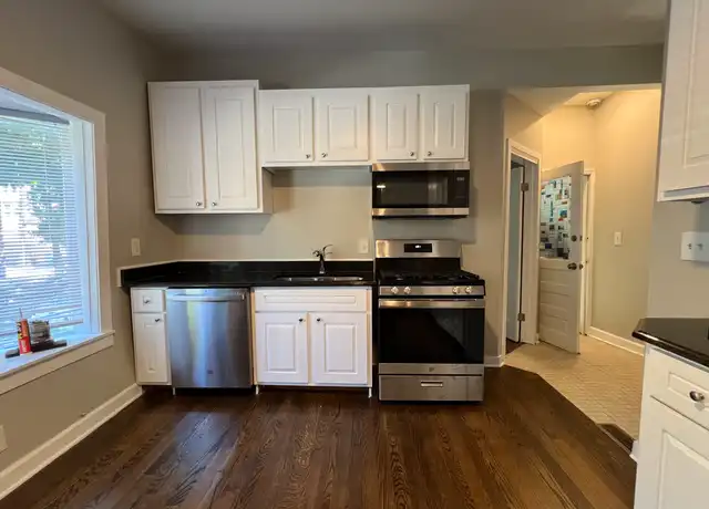 Property at 1501 W Highland Ave Unit 1, Chicago, IL, 60660, 3 beds, 1 bath, [object Object]