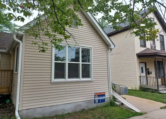 Property at 575 Park St, Saint Paul, MN, 55103, 1 bed, 1 bath, [object Object]