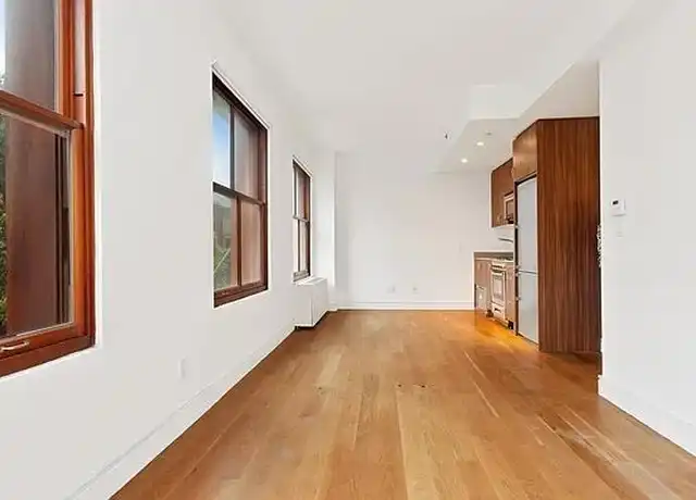 Property at 254 Front St Unit 6-D, New York, NY, 10038, 2 beds, 1 bath, [object Object]
