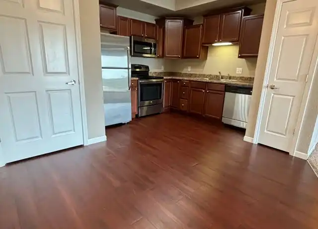 Property at 250 W Hills Ln, Waterloo, IA, 50701, 2 beds, 2 baths, [object Object]