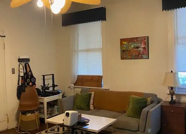 Property at 225 SW 3rd Ave Unit 2, Gainesville, FL, 32601, 1 bed, 1 bath, [object Object]