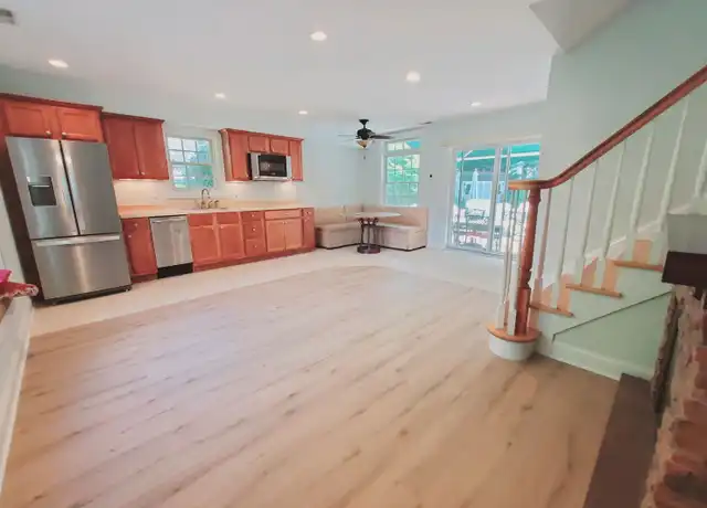 Property at 290 Southfield Ave Unit 2, Stamford, CT, 06902, 1 bed, 1.5 baths, [object Object]