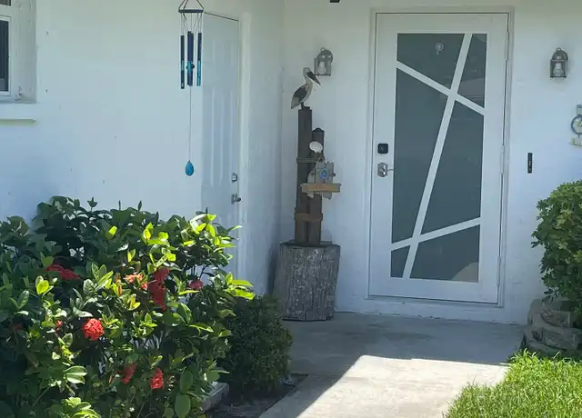 Property at 6222 Rodgers Ave, Sarasota, FL, 34231, 2 beds, 1 bath, [object Object]