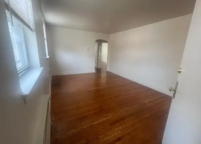 Property at 6846 Marshall Rd, Upper Darby, PA, 19082, 2 beds, 1 bath, [object Object]