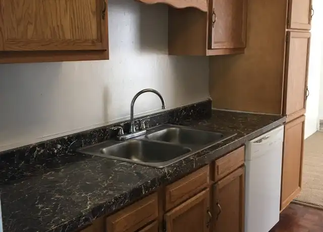 Property at 5840 Buckeye Ln Unit 5871, Mentor-On-The-Lake, OH, 44060, 3 beds, 1.5 baths, [object Object]