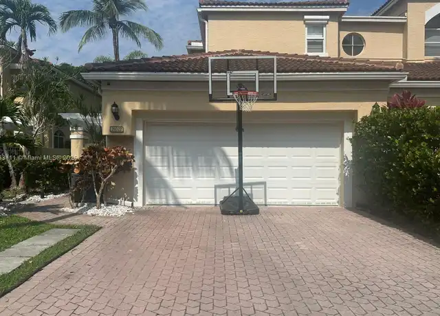 Property at 21022 NE 34th Ct #21022, Miami, FL, 33180, 3 beds, 2.5 baths, [object Object]