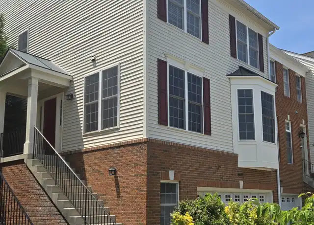 Property at 25282 McIntyre Sq, Chantilly, VA, 20152, 3 beds, 2.5 baths, [object Object]