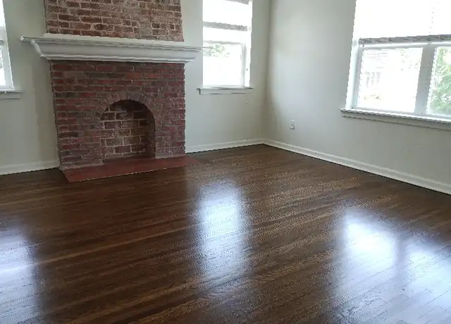 Property at 1312 S Quaker Ave Apt 5, Tulsa, OK, 74120, 1 bed, 1 bath, [object Object]