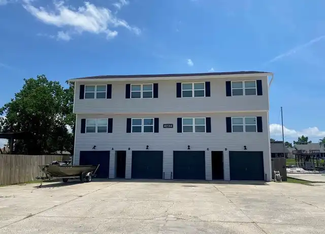 Property at 4734 Pontchartrain Dr Unit B, Slidell, LA, 70458, 2 beds, 1.5 baths, [object Object]